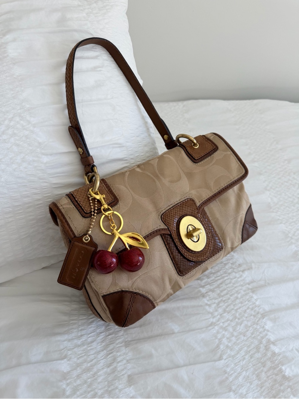 Vintage Coach Peyton Signature Sateen Flap Shoulder Bag w/Gold Hardware